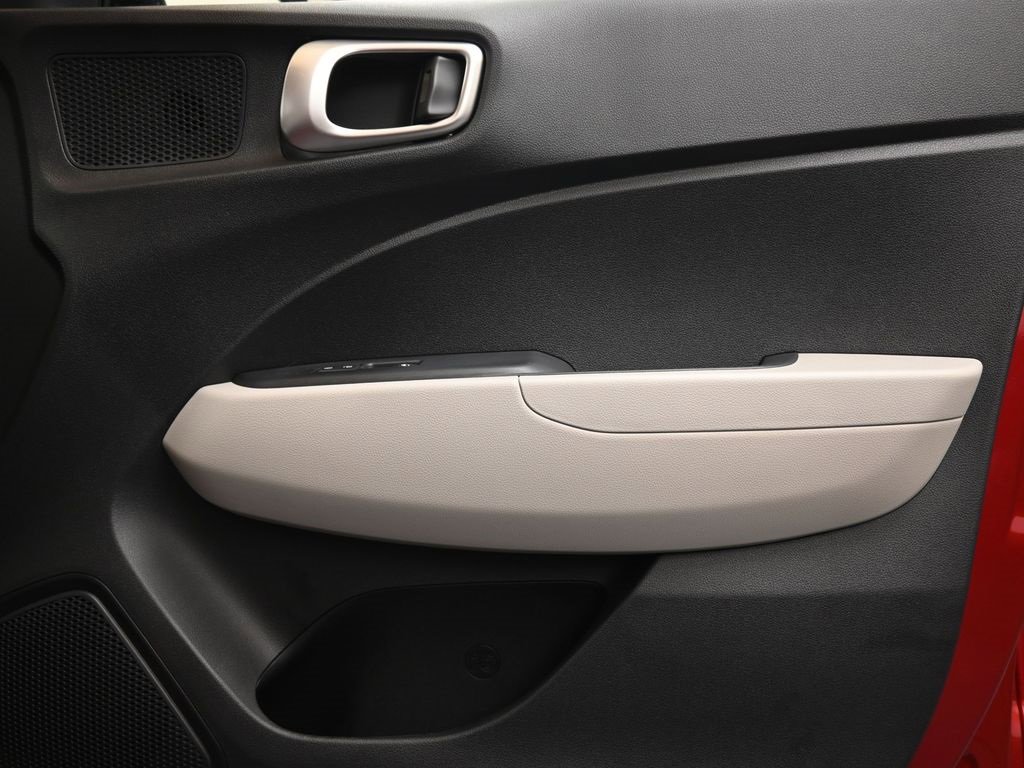 New 2026 Hyundai Venue SEL image 11