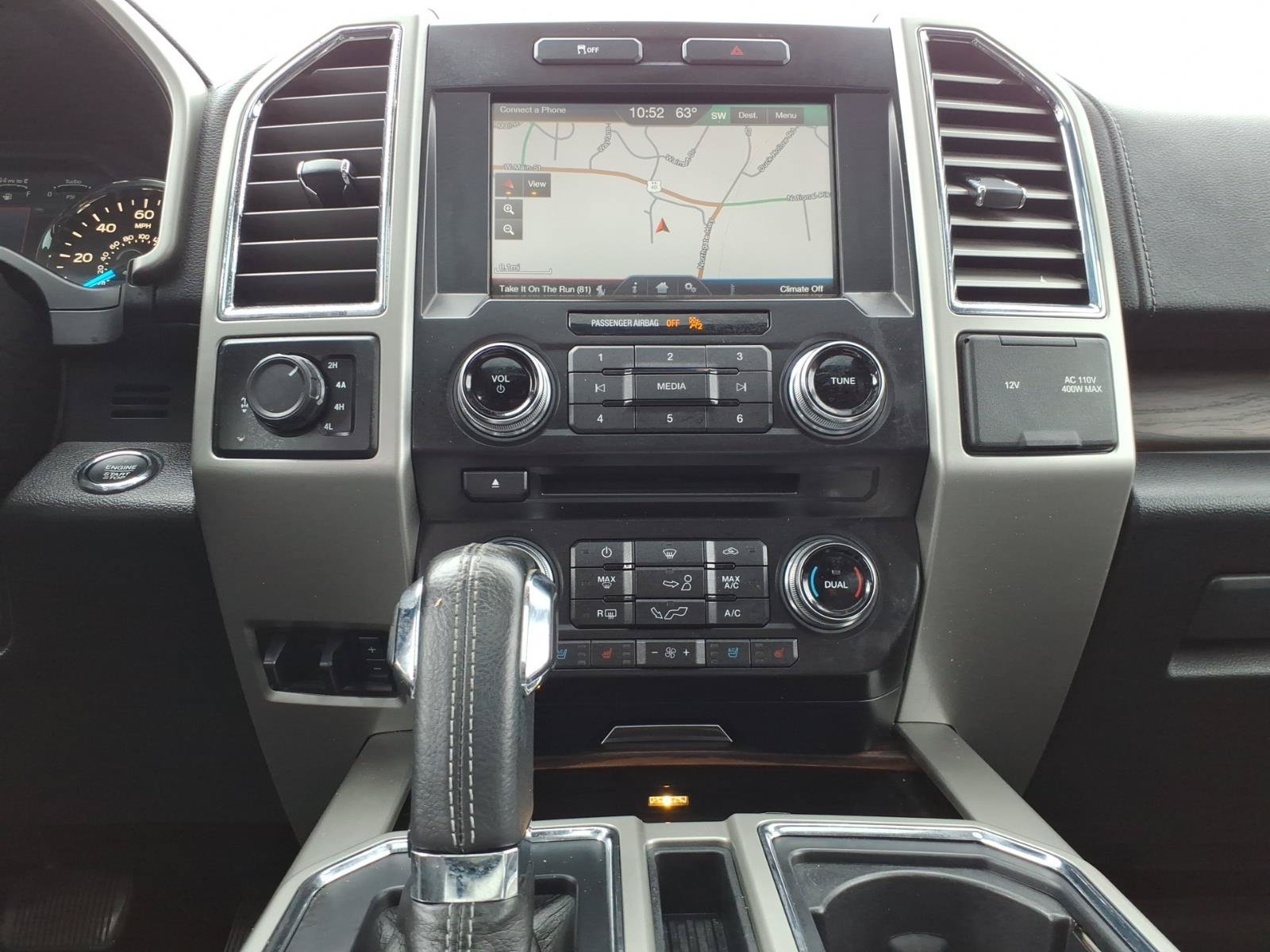 Used 2015 Ford F150 Lariat w/ Equipment Group 502A Luxury AWD/4WD image 16