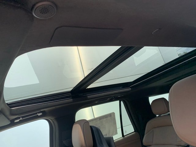 New 2026 Lincoln Navigator Black Label AWD/4WD image 21