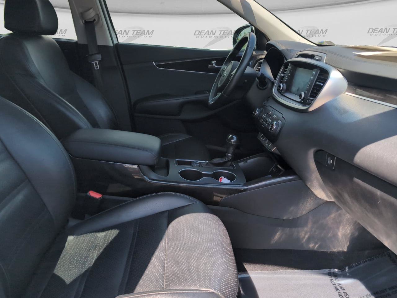 Used 2018 Kia Sorento EX FWD image 16