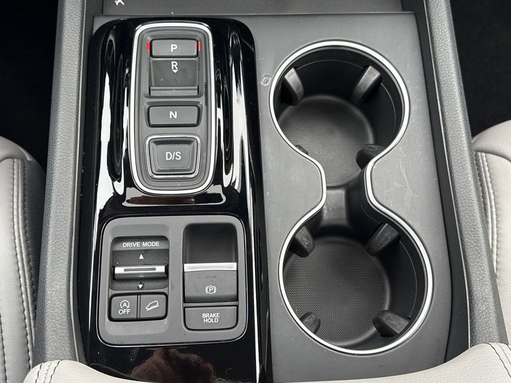 Certified 2025 Honda Pilot Touring image 35