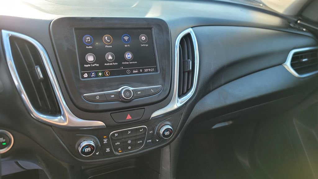 Used 2020 Chevrolet Equinox LT w/ Sport Edition image 21