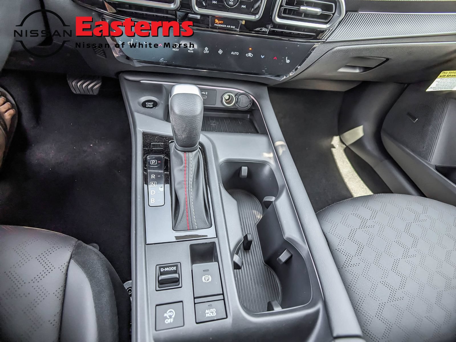 New 2026 Nissan Sentra SR w/ SR Premium Package FWD image 14