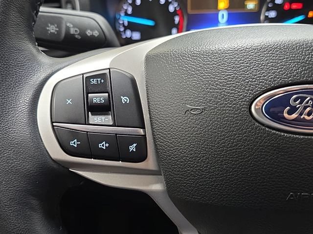 Used 2023 Ford Explorer XLT w/ Equipment Group 202A AWD/4WD image 16