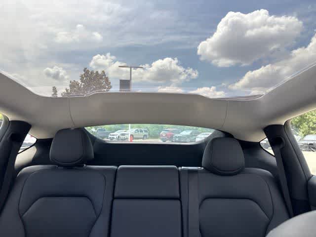 Used 2026 Tesla Model Y AWD image 17