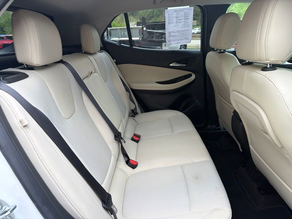 Used 2024 Buick Encore GX Preferred w/ Comfort Package FWD image 19