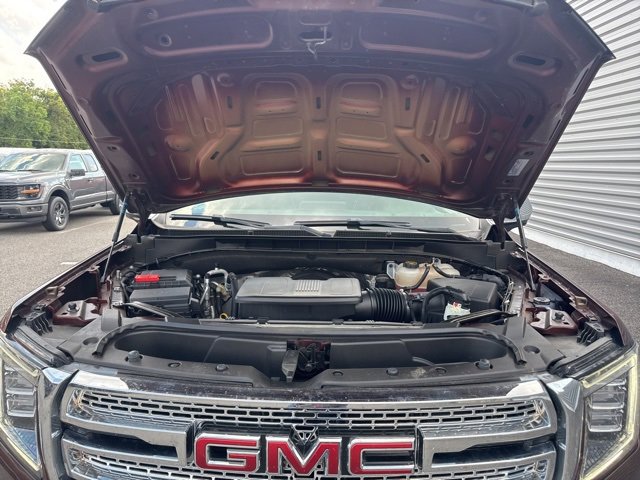 Used 2023 GMC Yukon SLT image 39