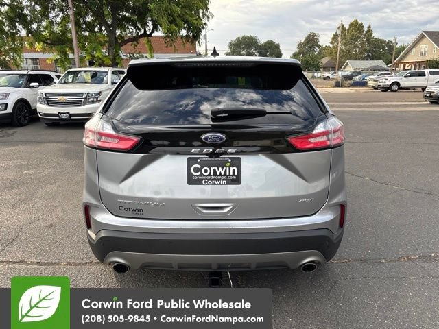 Used 2022 Ford Edge Titanium AWD/4WD image 6