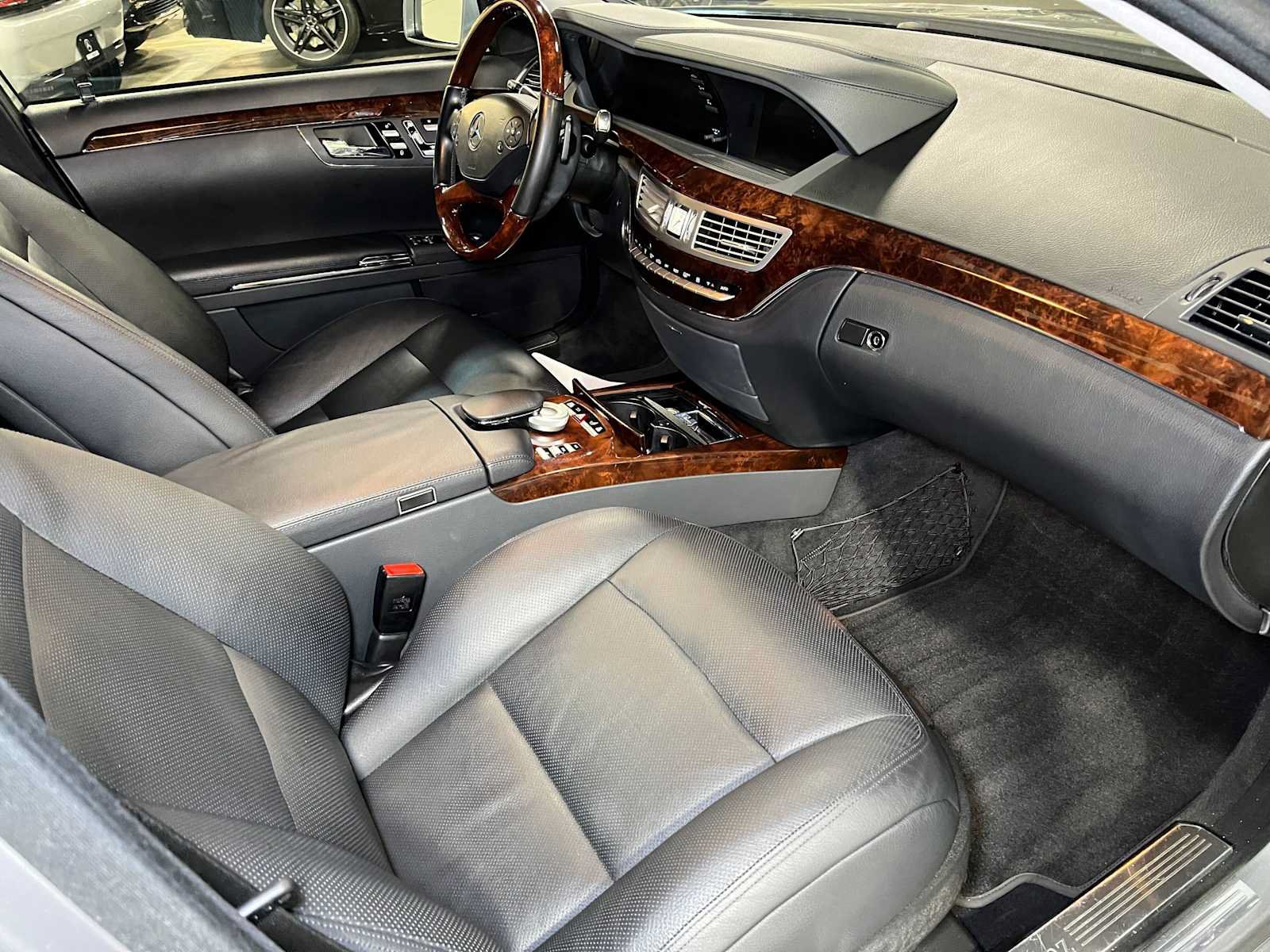 Used 2013 Mercedes-Benz S 550 image 11