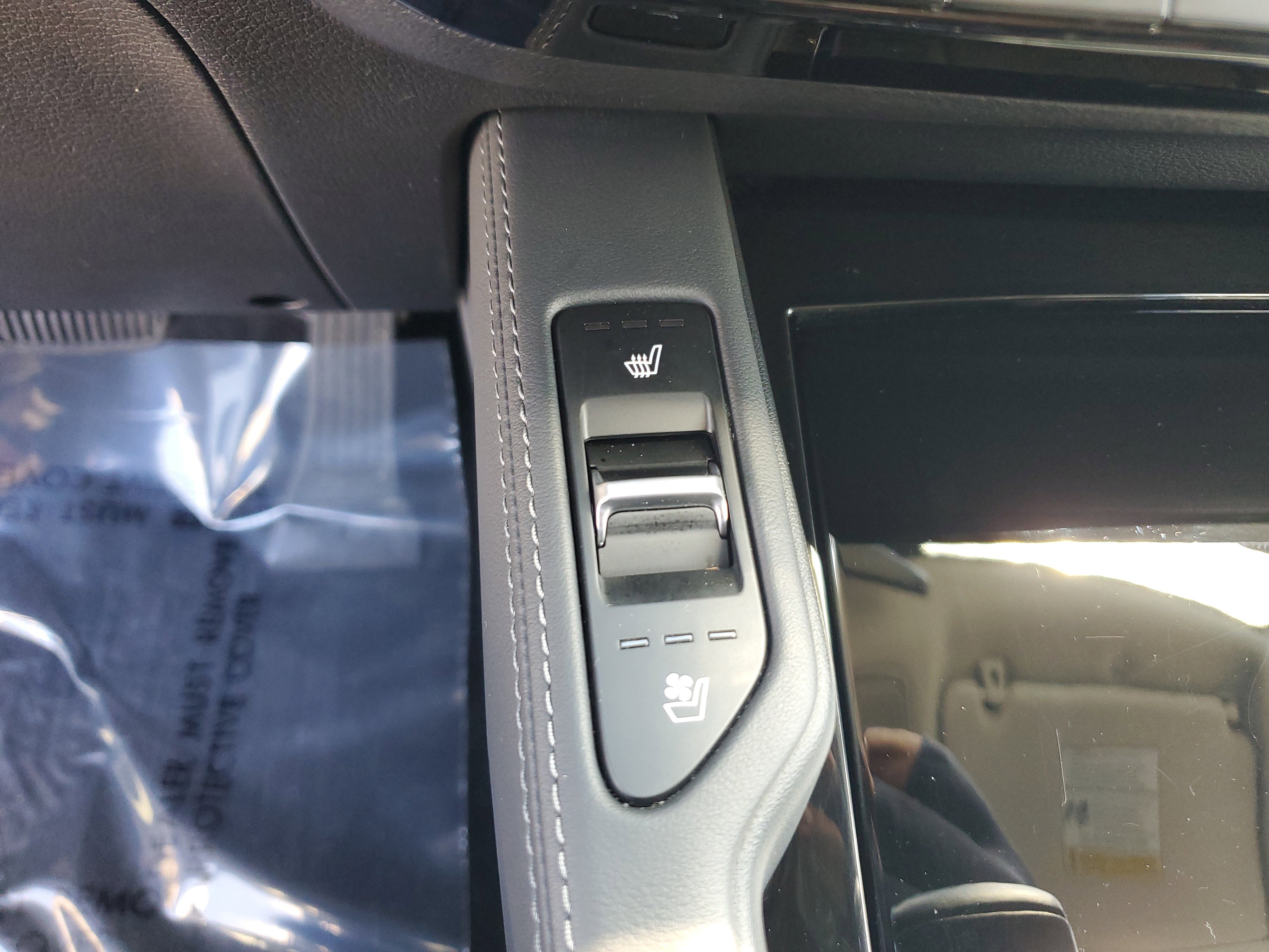 Used 2022 Kia Telluride EX w/ EX Premium Package image 28