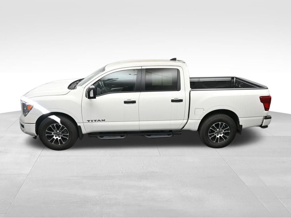 Used 2024 Nissan Titan SV w/ SV Convenience Package image 37