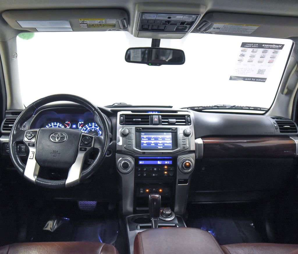 Used 2015 Toyota 4Runner Limited image 4