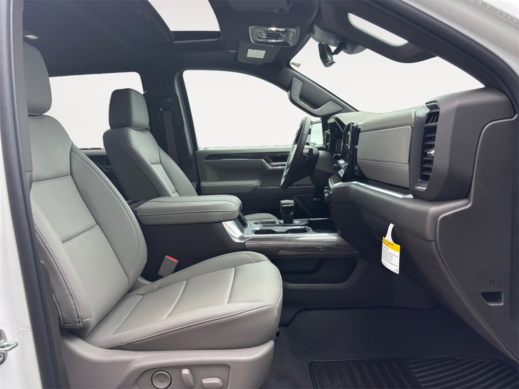 New 2026 Chevrolet Silverado 1500 LTZ w/ LTZ Premium Package image 15