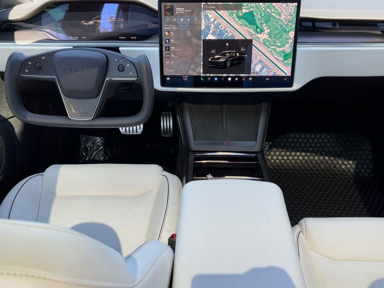 Used 2021 Tesla Model S Plaid image 13