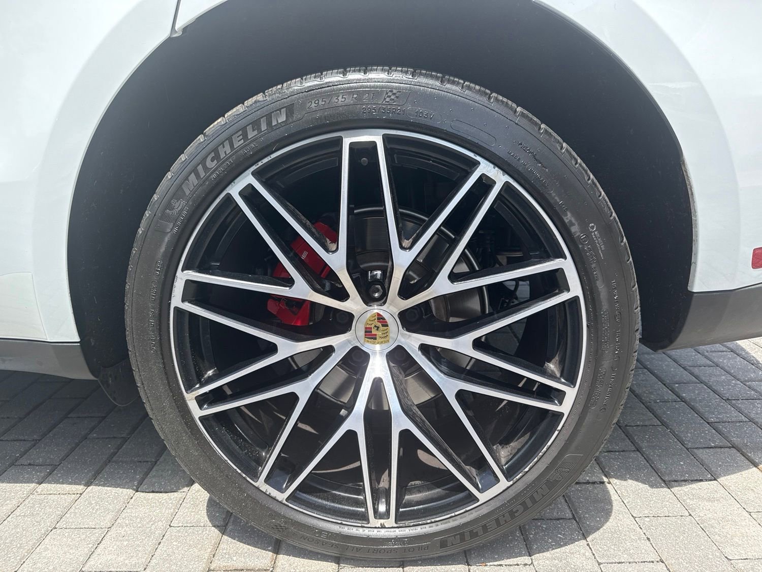 Used 2022 Porsche Macan S AWD/4WD image 34