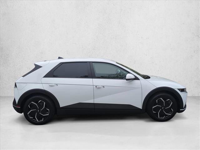 Certified 2024 Hyundai Ioniq 5 SE AWD/4WD image 4