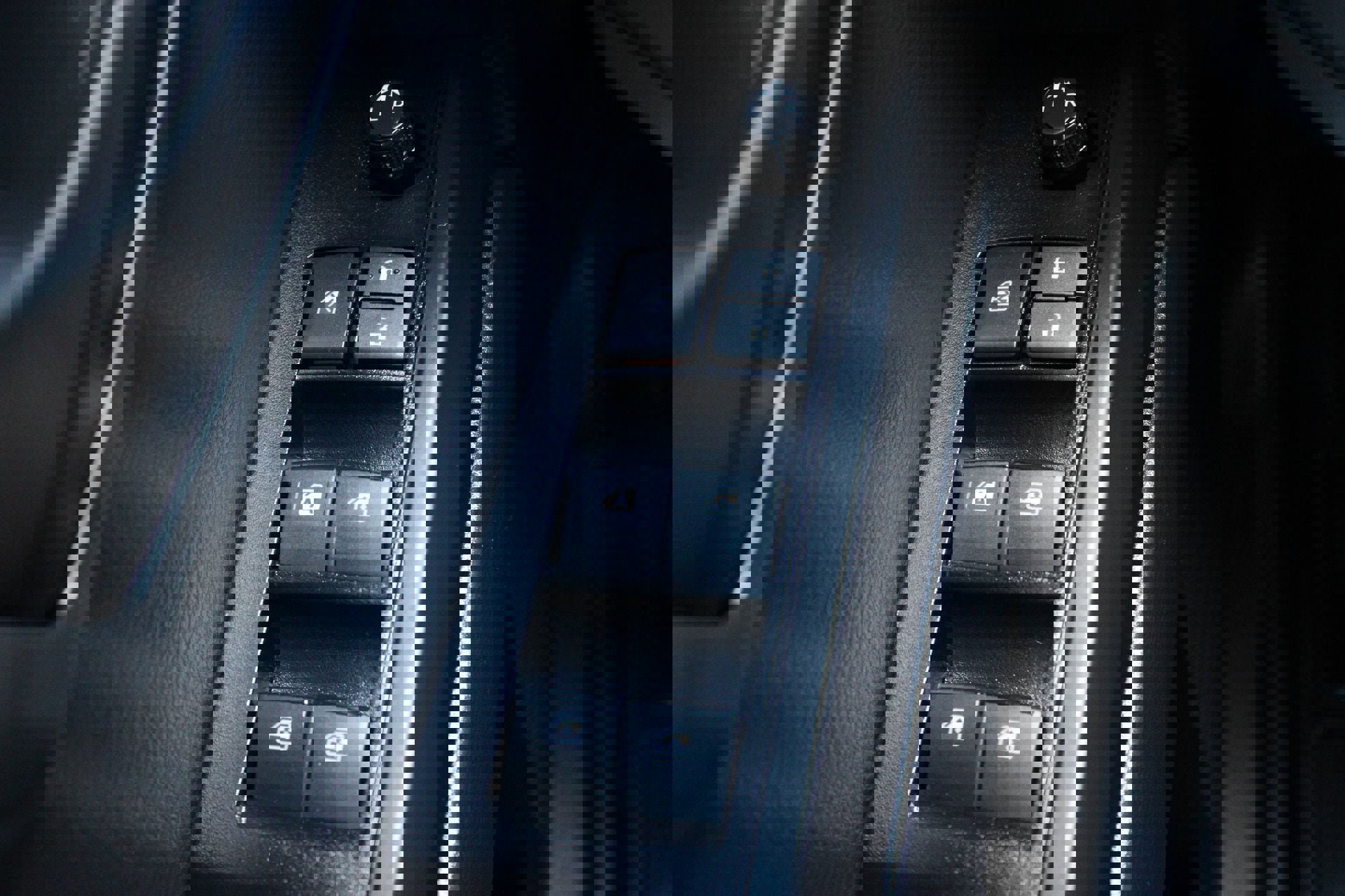 Used 2023 Toyota Tacoma SR AWD/4WD image 21