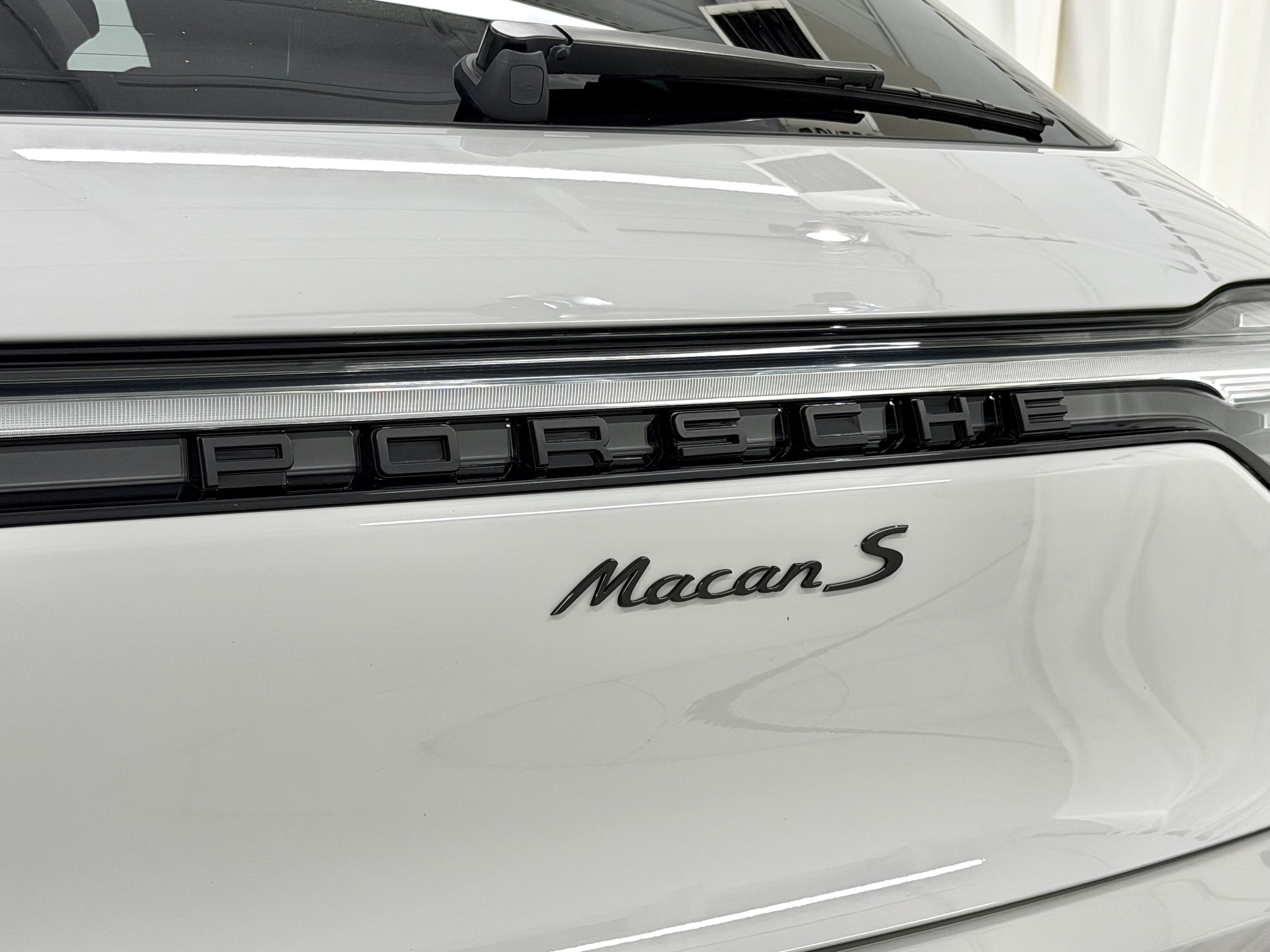 Certified 2023 Porsche Macan S AWD/4WD image 65