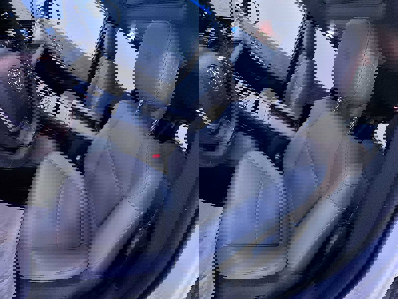 Used 2025 Toyota Sienna XLE w/ XLE Plus Package image 14