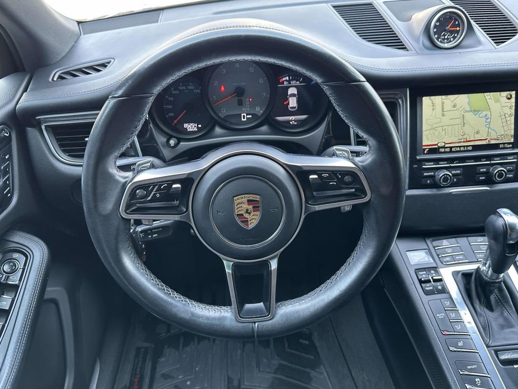 Used 2016 Porsche Macan S image 17