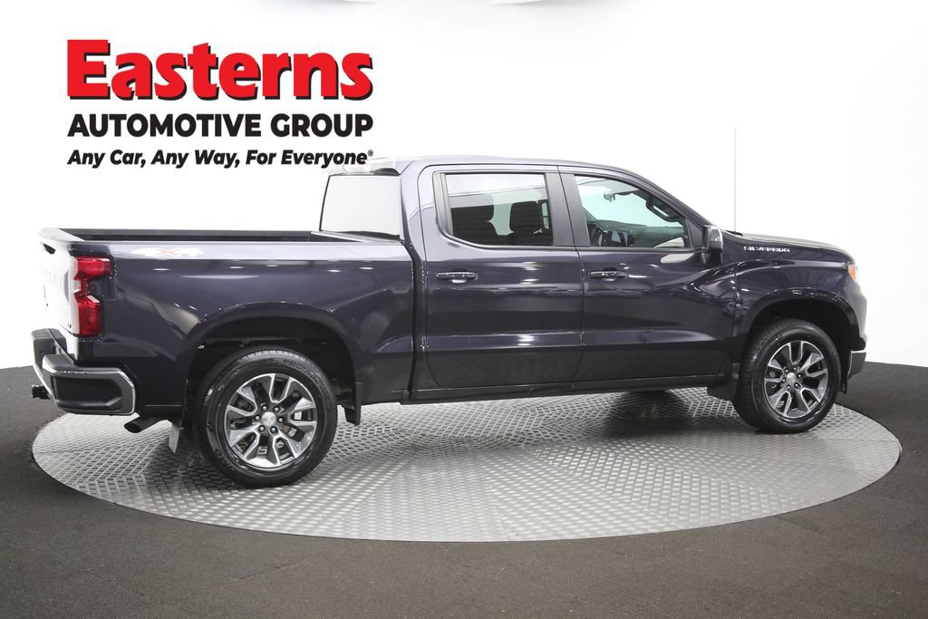 Used 2023 Chevrolet Silverado 1500 LT AWD/4WD image 45