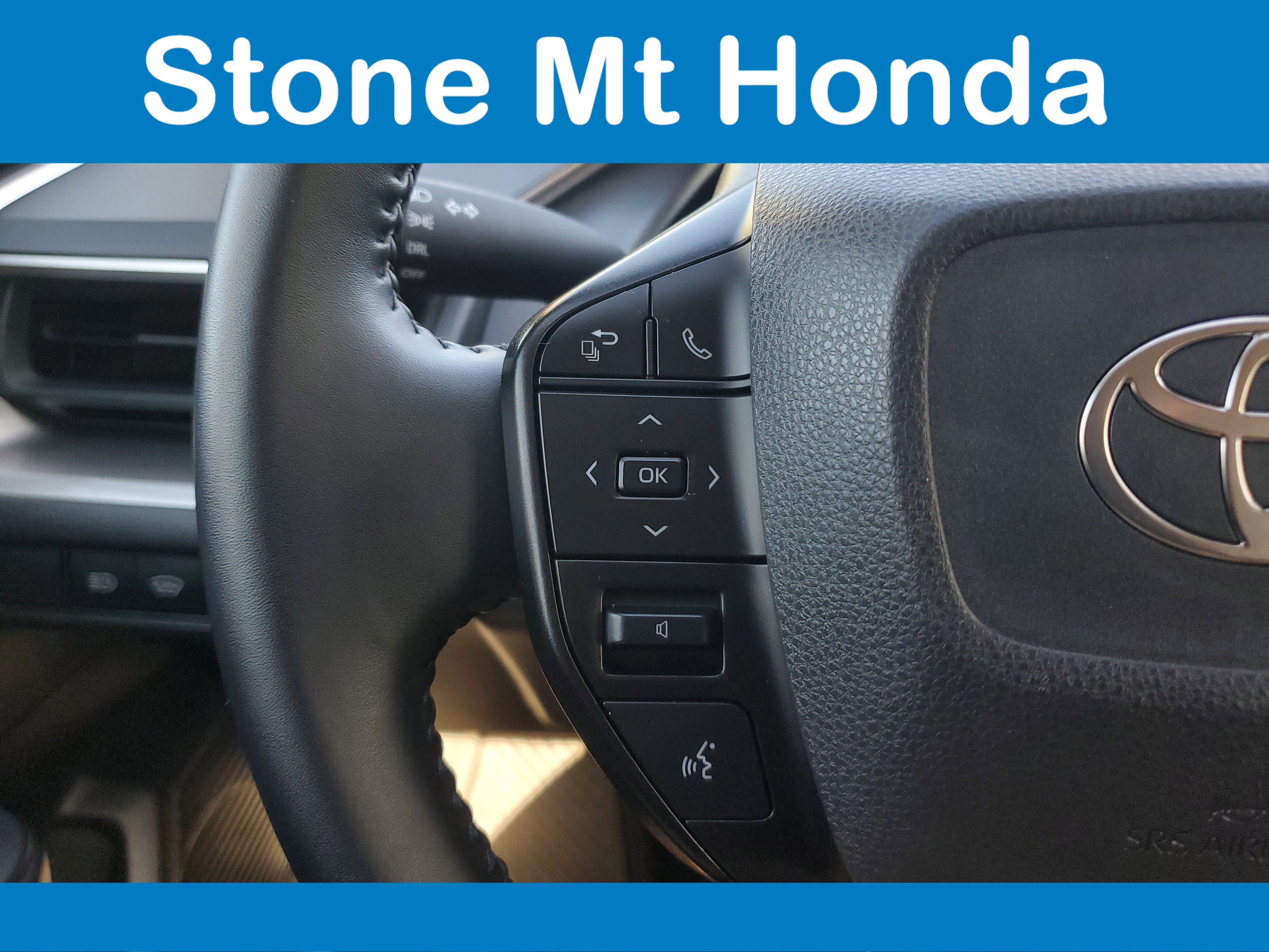 Used 2024 Toyota Prius LE image 21