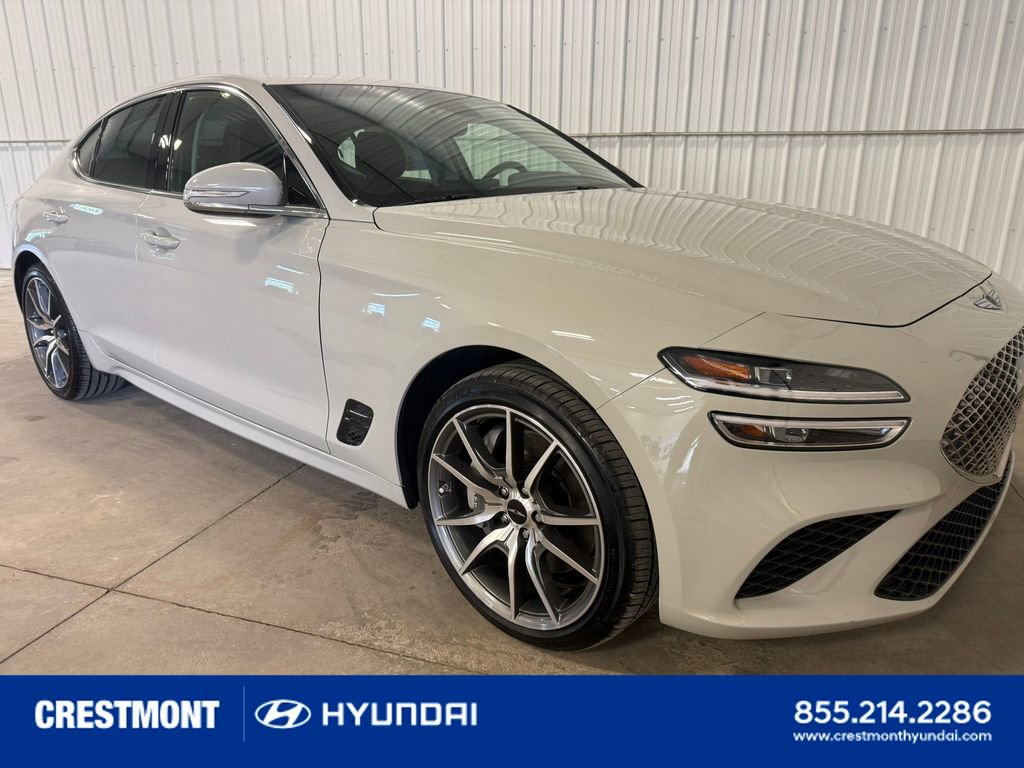 Used 2024 Genesis G70 2.5T AWD/4WD image 11