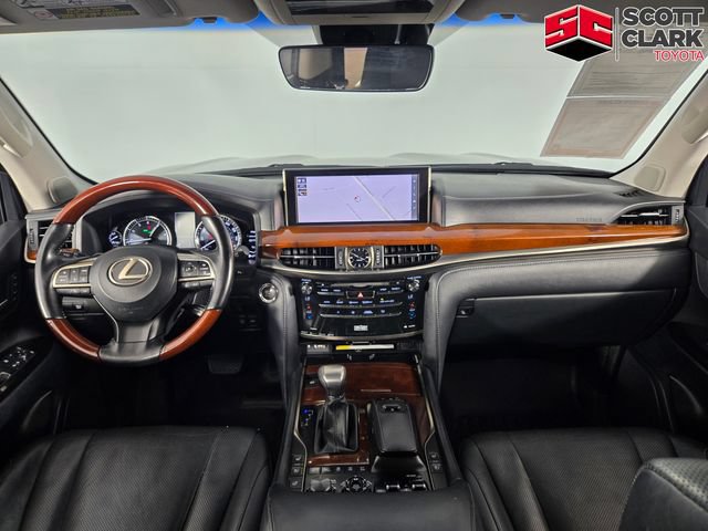 Used 2016 Lexus LX 570 4WD w/ Luxury Package image 27
