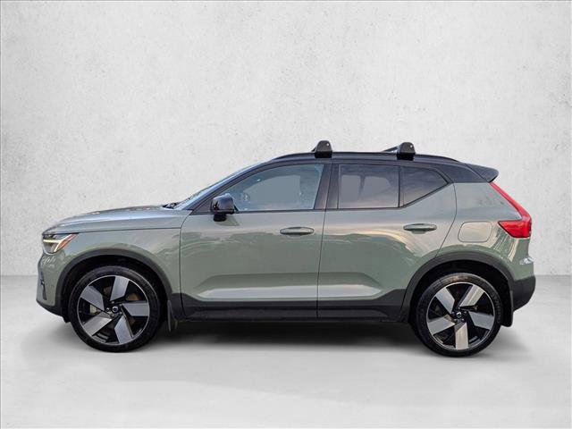 Used 2023 Volvo XC40 Recharge Plus image 8
