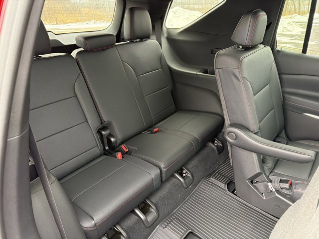 New 2026 Chevrolet Traverse Z71 w/ Enhanced Driving Package image 30