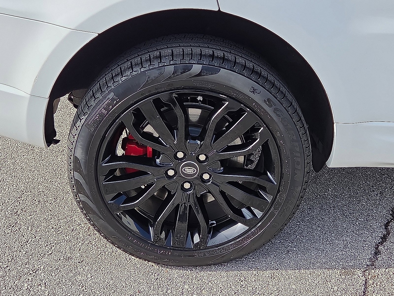 Used 2018 Land Rover Range Rover Sport Supercharged image 7