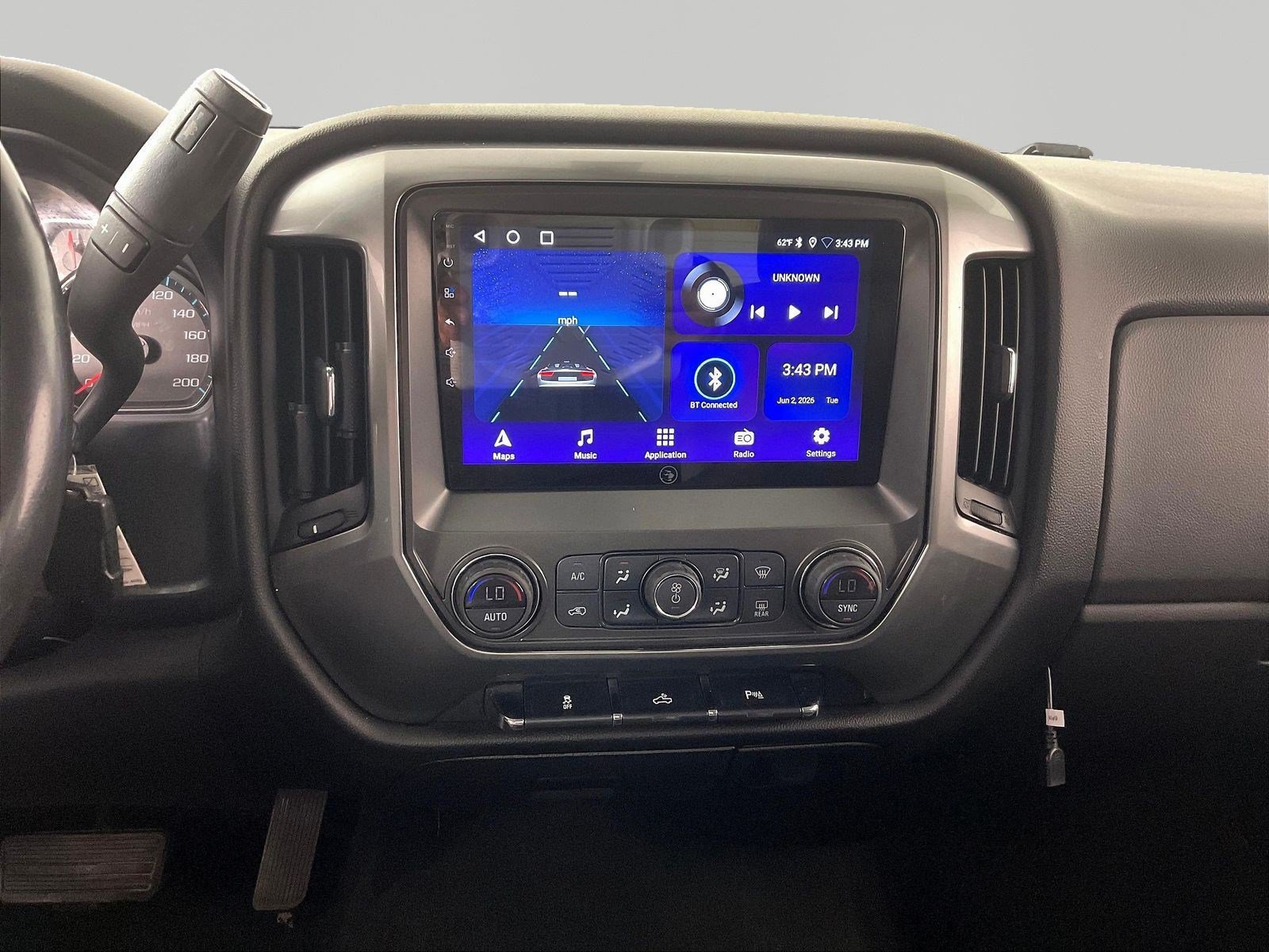 Used 2016 Chevrolet Silverado 1500 LT w/ LT Fleet Convenience Package AWD/4WD image 10