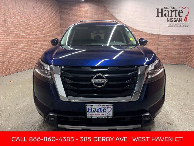 Certified 2023 Nissan Pathfinder SL image 2