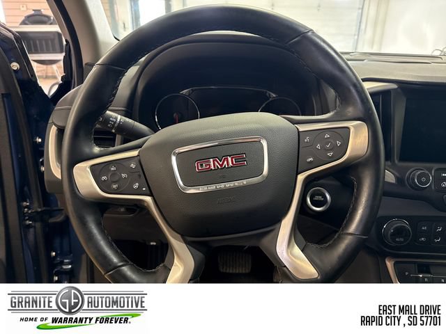Used 2024 GMC Terrain Denali w/ Denali Premium Package AWD/4WD image 15
