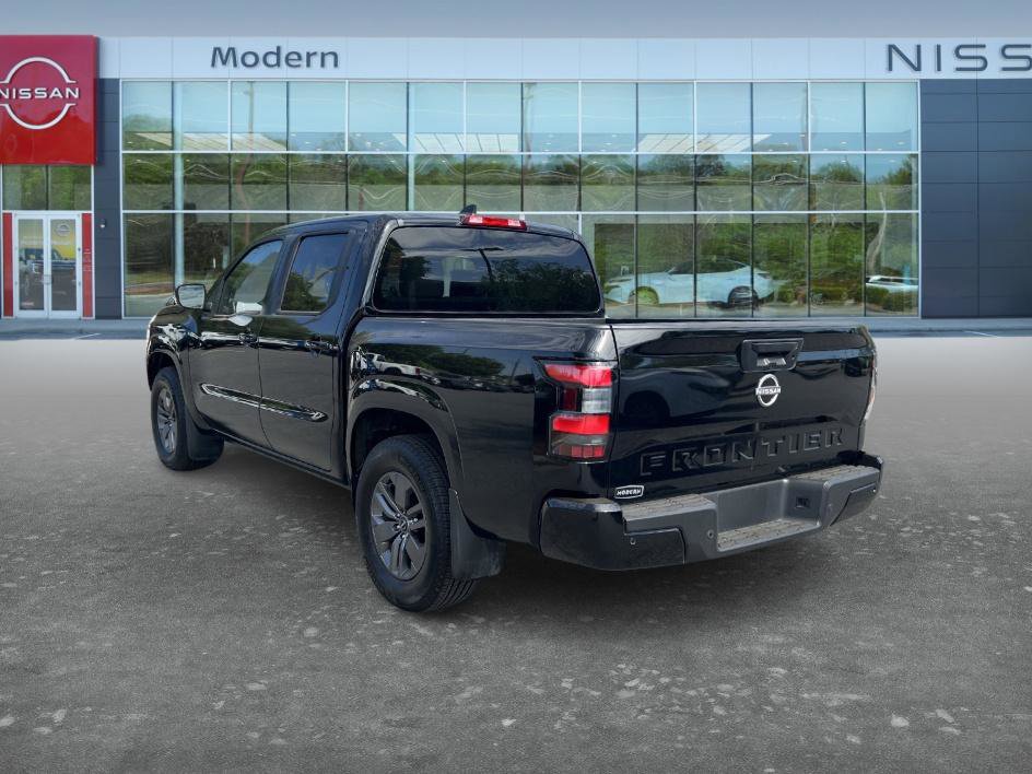 Certified 2025 Nissan Frontier SV image 7