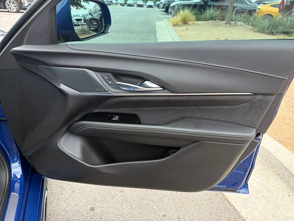 Used 2022 Cadillac CT4 V Blackwing w/ Driver Assist Package RWD image 37