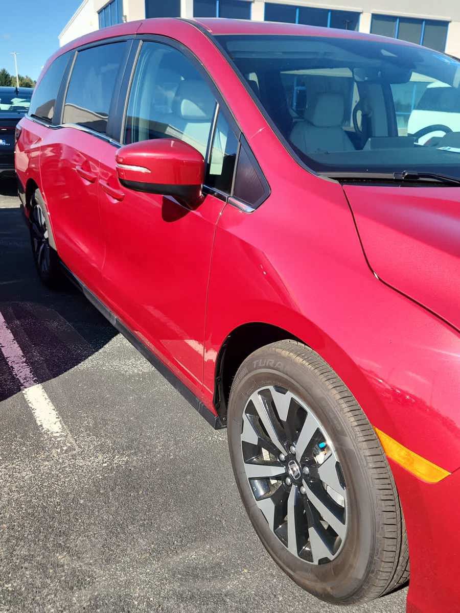 Used 2025 Honda Odyssey EX-L image 30