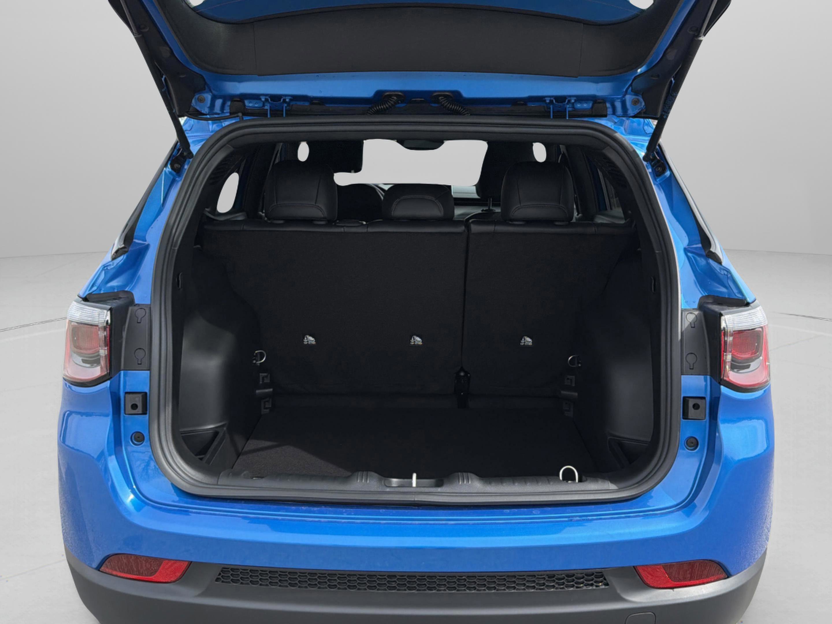 New 2026 Jeep Compass Latitude AWD/4WD image 34