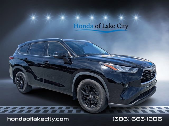 Used 2020 Toyota Highlander XLE