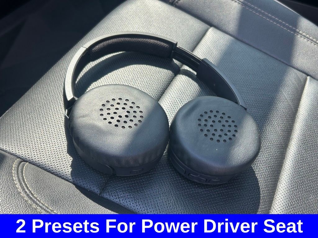 Used 2023 GMC Yukon XL SLT image 39