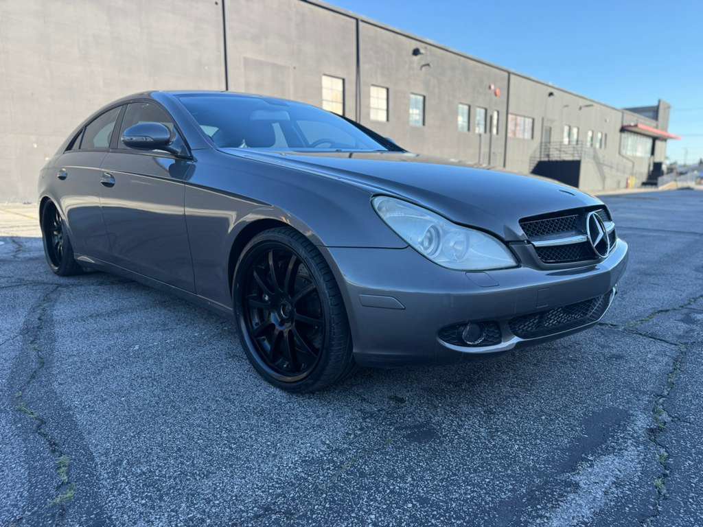 Used 2007 Mercedes-Benz CLS 550 CLS 550 4dr Sedan image 5