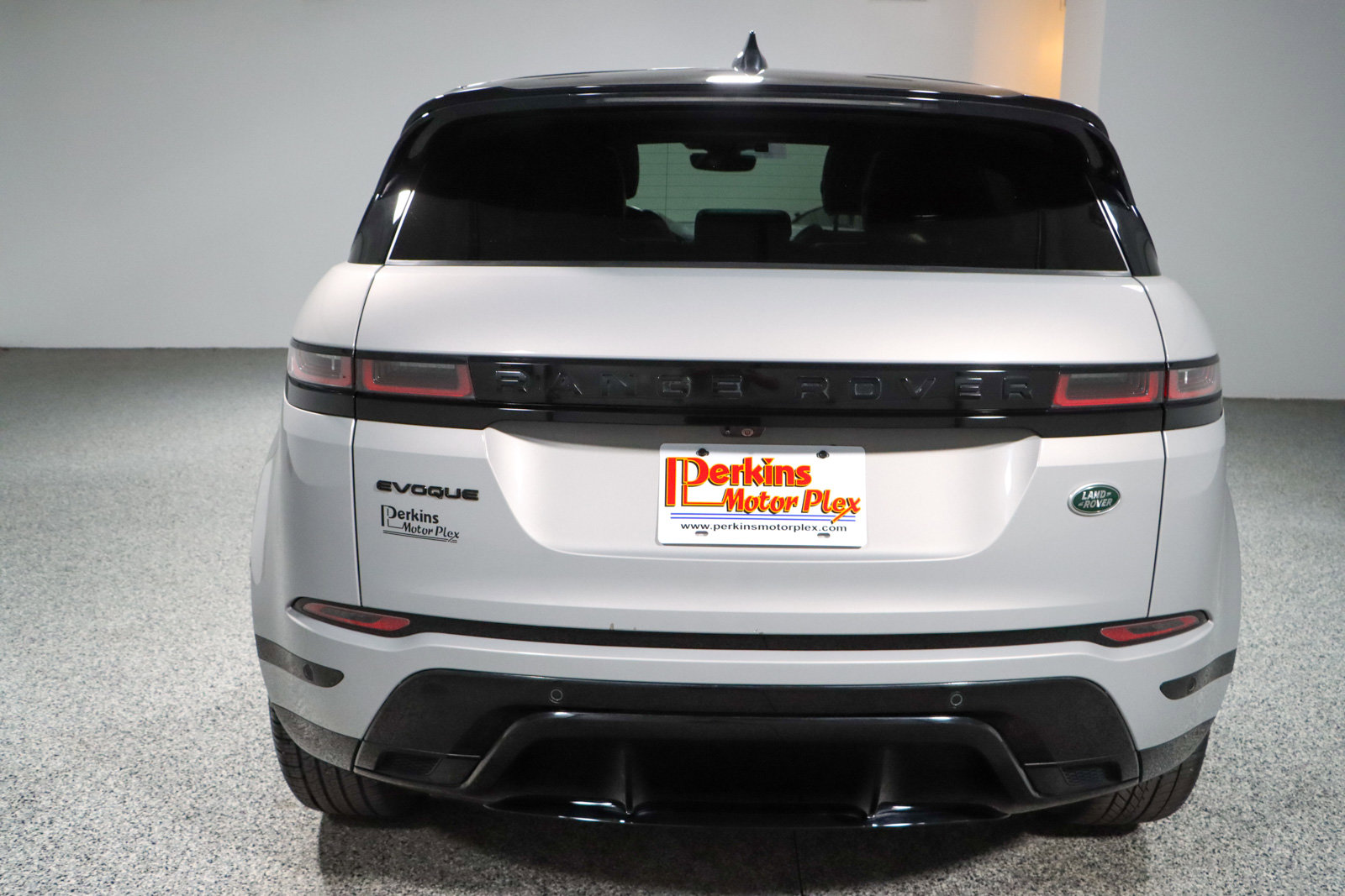 Used 2022 Land Rover Range Rover Evoque R-Dynamic S image 8