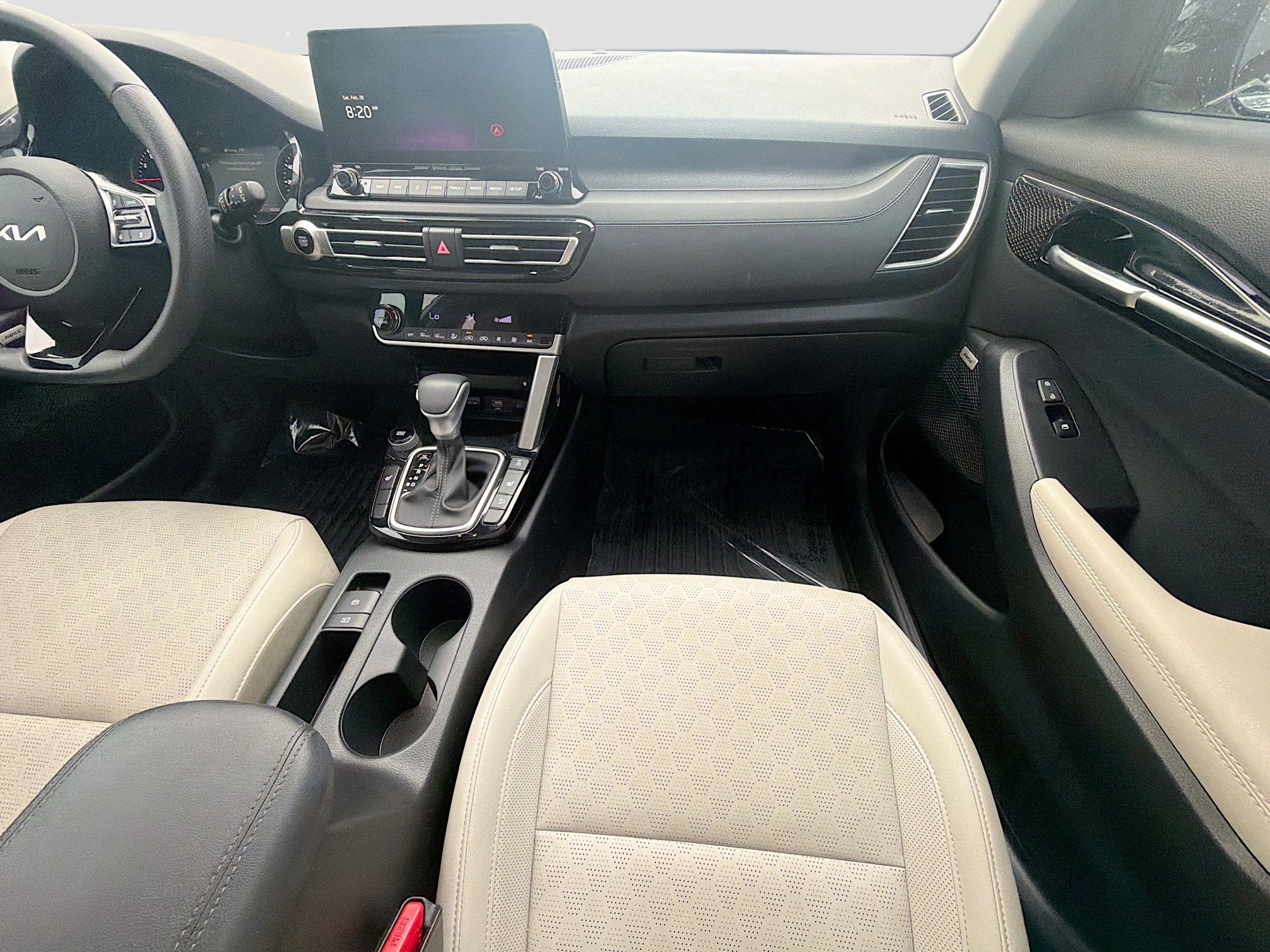 Used 2023 Kia Seltos SX AWD/4WD image 14