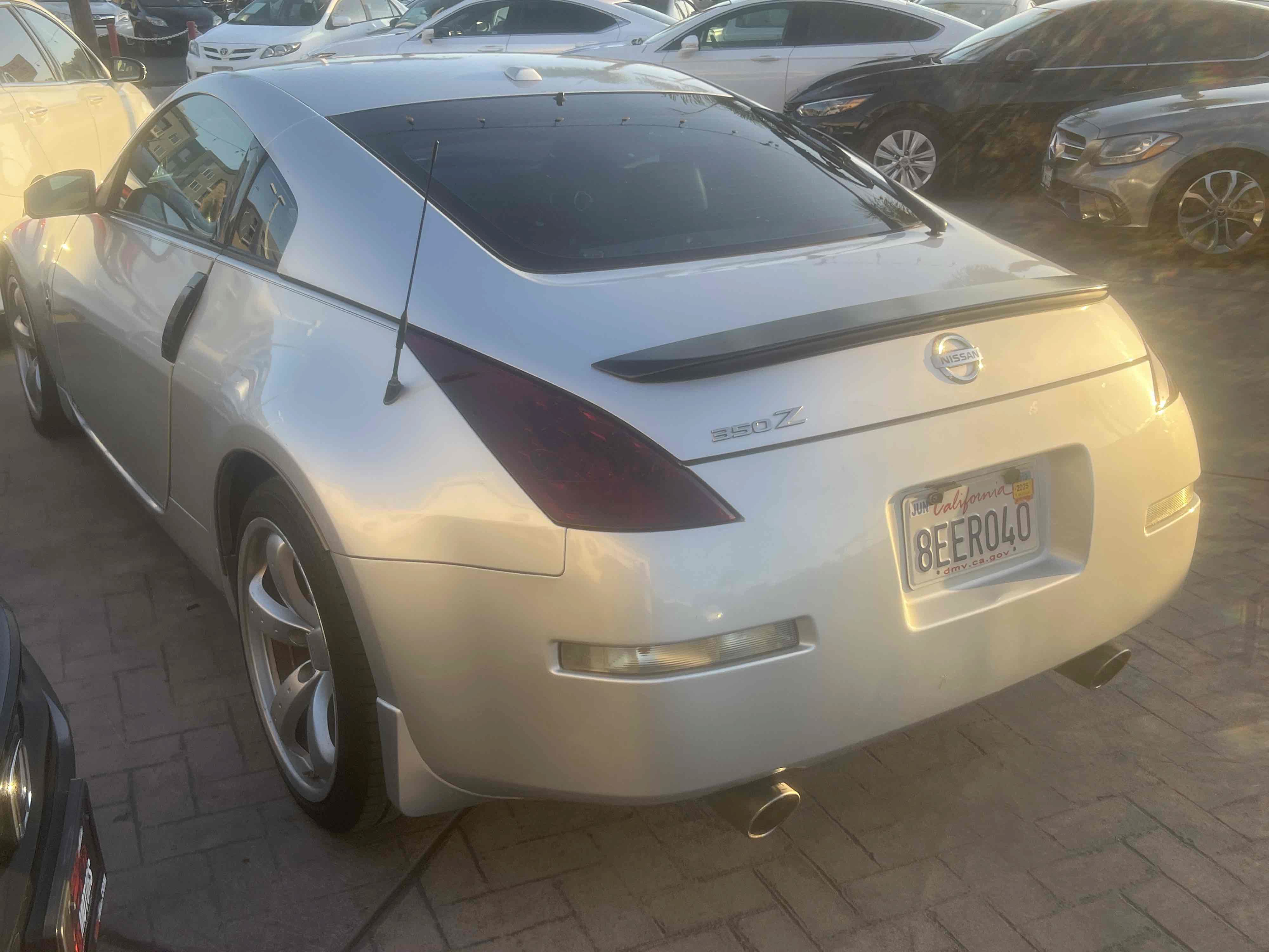 Used 2007 Nissan 350Z Grand Touring w/ Cargo Convenience Pkg RWD image 4
