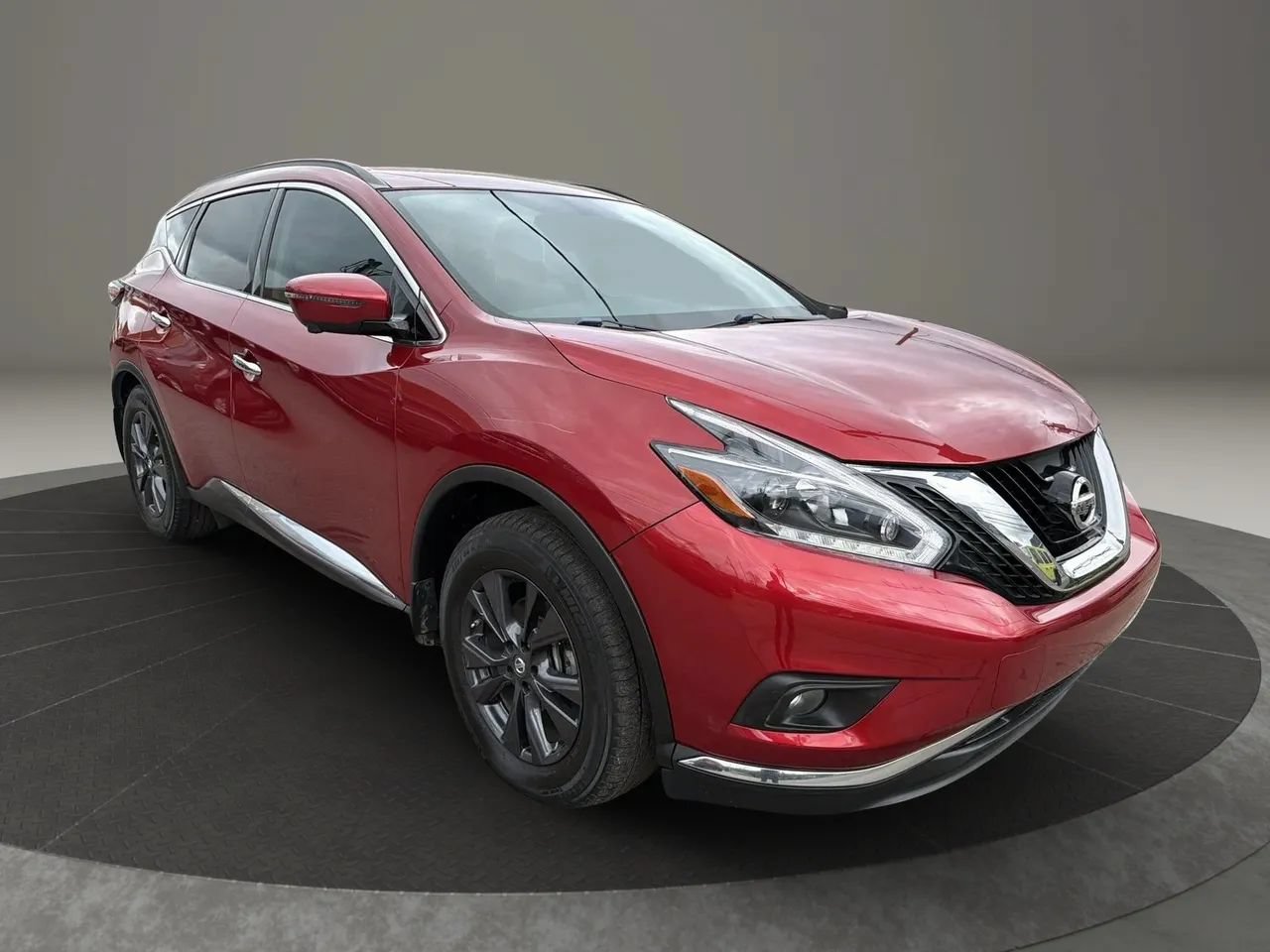 Used 2018 Nissan Murano SV w/ Premium Package FWD image 3