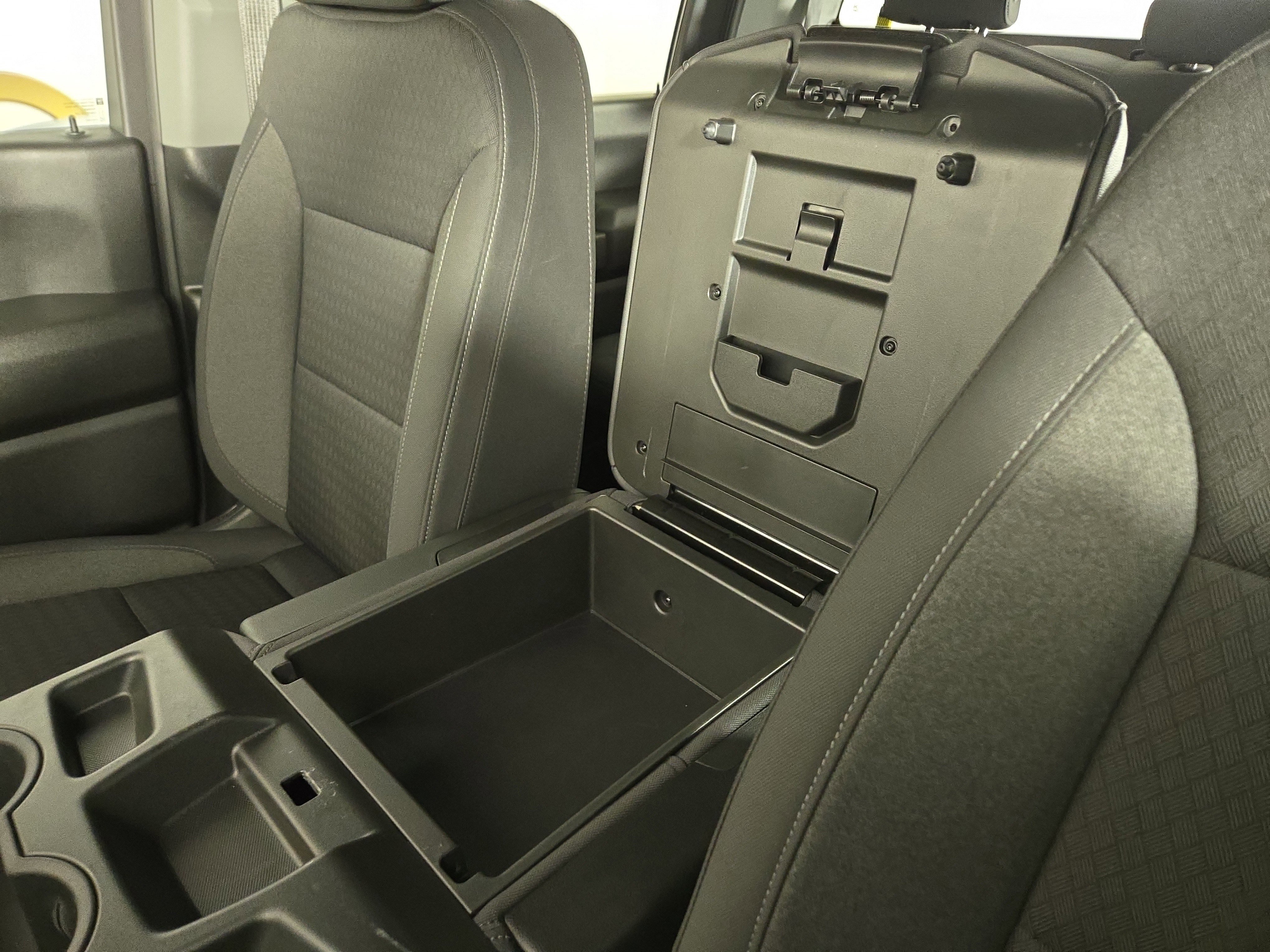 Used 2024 Chevrolet Silverado 2500 Custom w/ Custom Value Package image 26