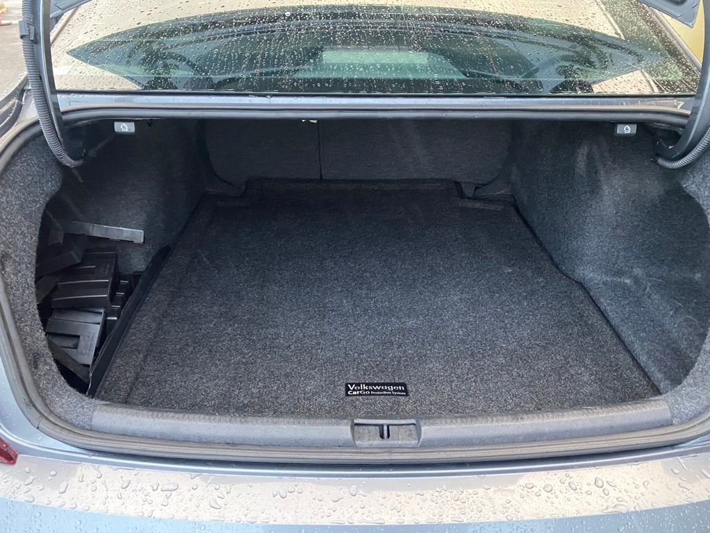 Used 2017 Volkswagen Passat 1.8T SE image 29