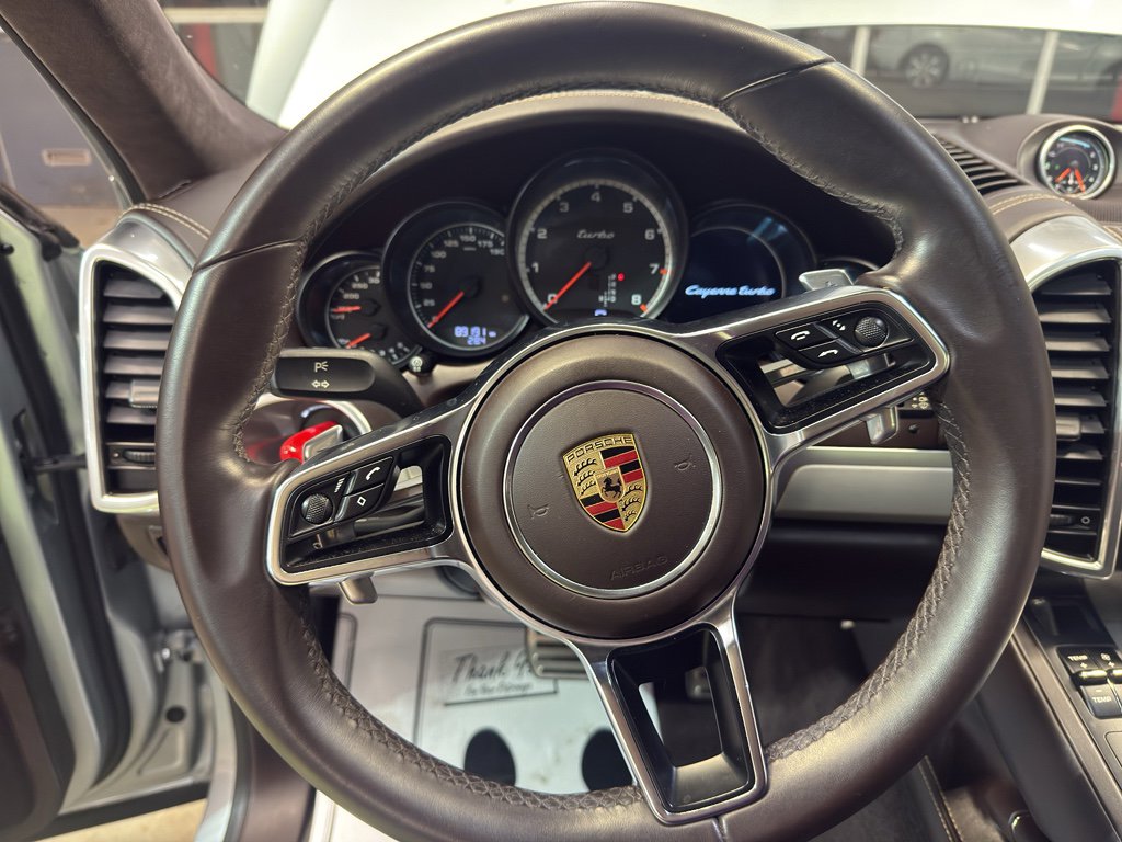 Used 2016 Porsche Cayenne Turbo image 16