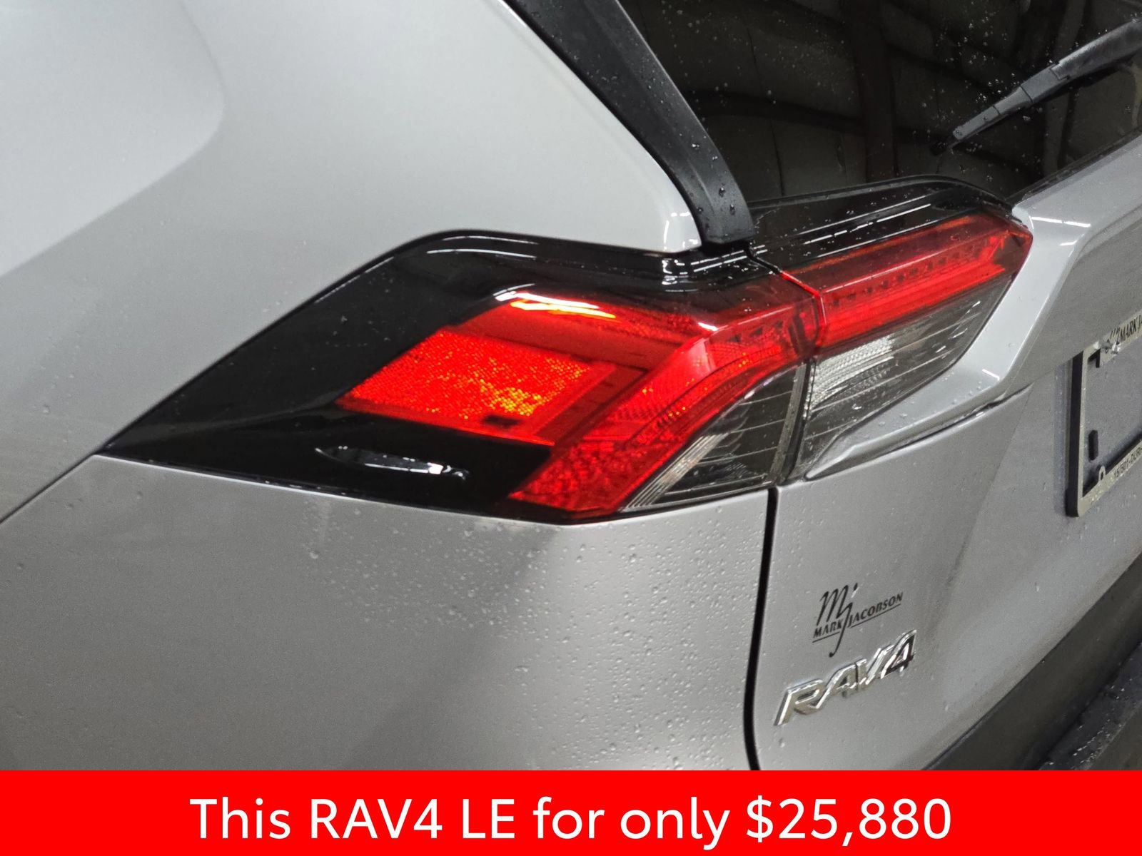 Used 2024 Toyota RAV4 LE image 39
