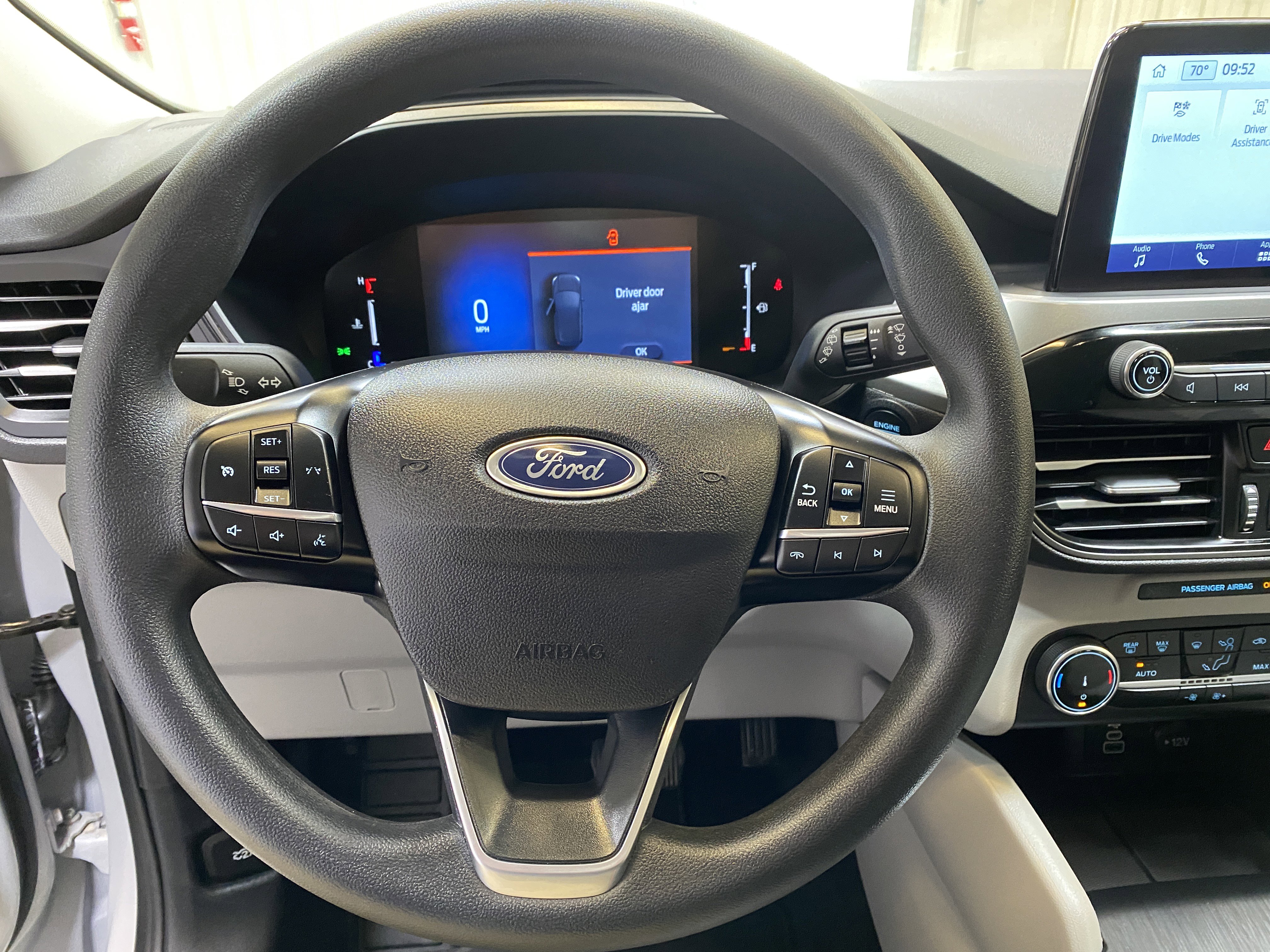 Used 2025 Ford Escape Active image 31